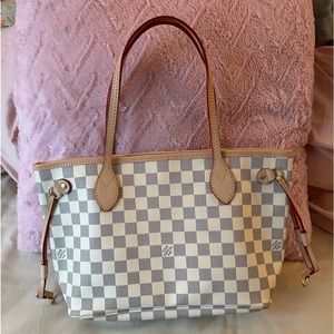 Louis Vuitton PM Neverfull